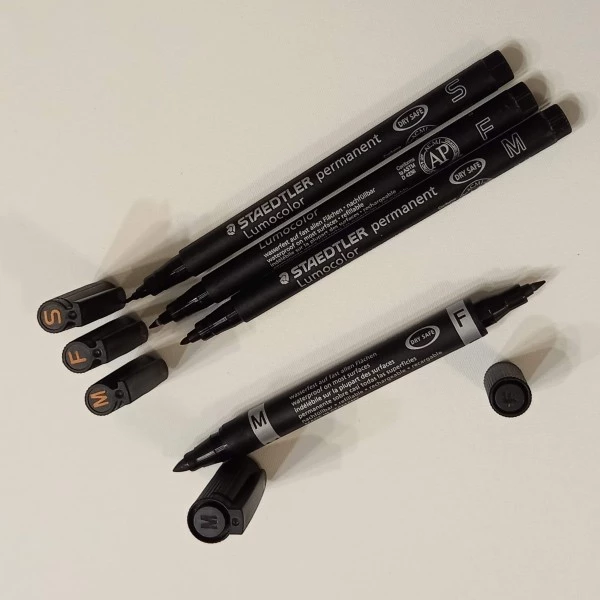 Meilleure vente 😉 Stylo Lot De 4 Feutres Avec 5 Pointes Différentes Staedtler, Permanent 😍 3 Meilleure vente 😉 Stylo Lot De 4 Feutres Avec 5 Pointes Différentes Staedtler, Permanent 😍